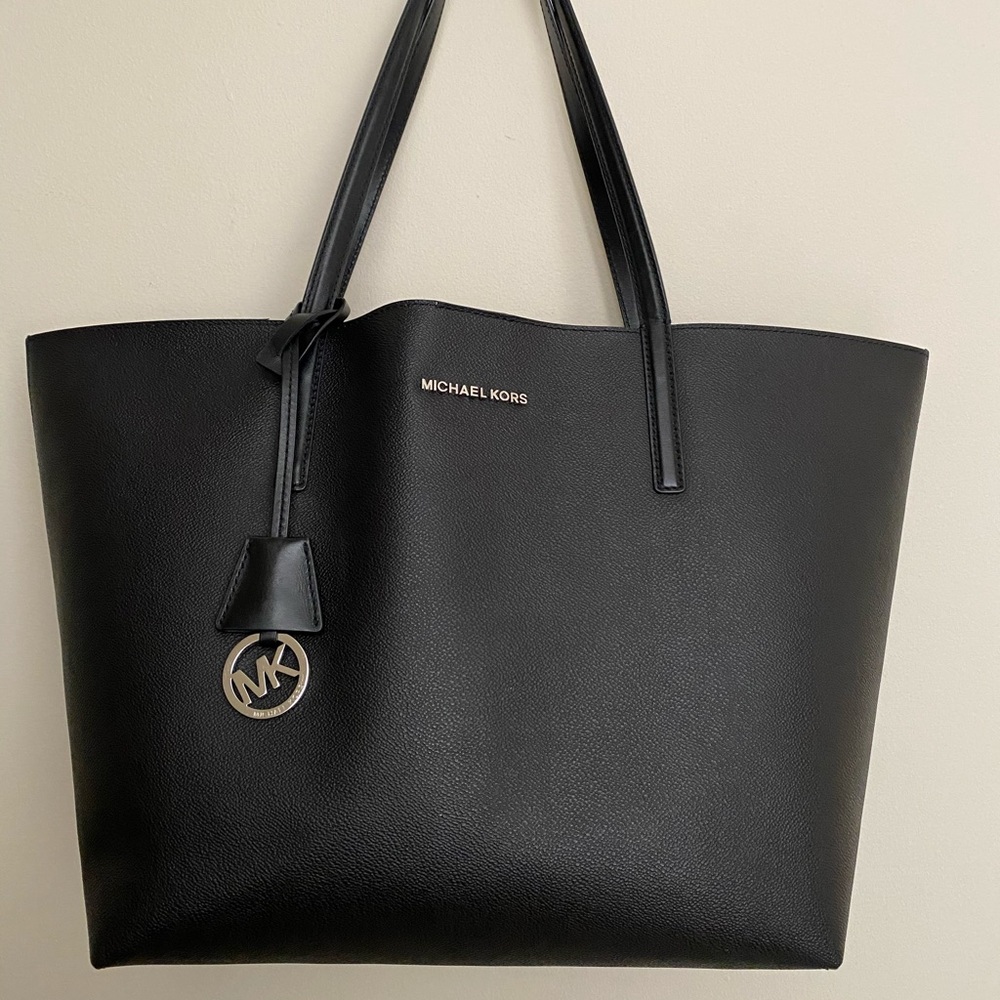 Michael Kors Medium Tote